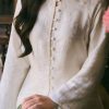 huong-thanh-cream-white